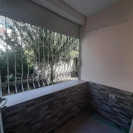 Taverna Laberia 2 Gjirokaster