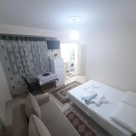 Taverna Laberia 2 * Gjirokaster