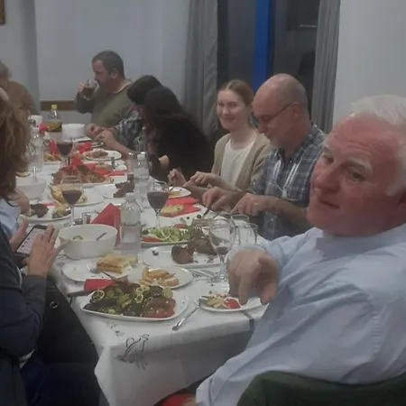 Taverna Laberia 2 Gjirokaster