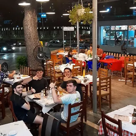 Taverna Laberia 2 Apartment Gjirokaster